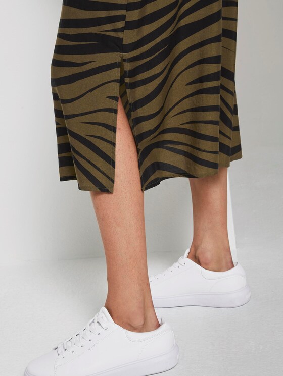 Maxi jurk in zebra patroon - Vrouwen - olive zebra design Maxi jurk in zebra patroon - Vrouwen - olive zebra design - 10 - Mine to five