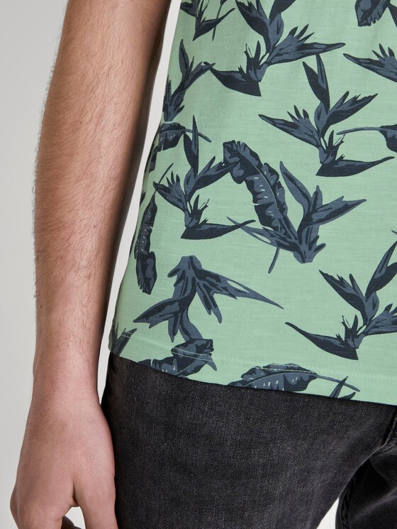 T-Shirt mit Alloverprint - Männer - mint navy leaf plant print T-Shirt mit Alloverprint - Männer - mint navy leaf plant print - 9 - TOM TAILOR Denim