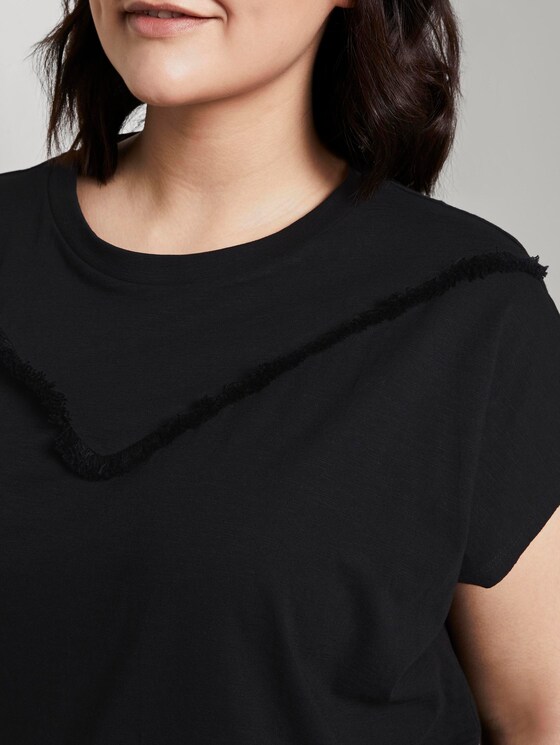 T-Shirt mit Fransen-Detail - Frauen - Deep Black T-Shirt mit Fransen-Detail - Frauen - Deep Black - 9 - My True Me