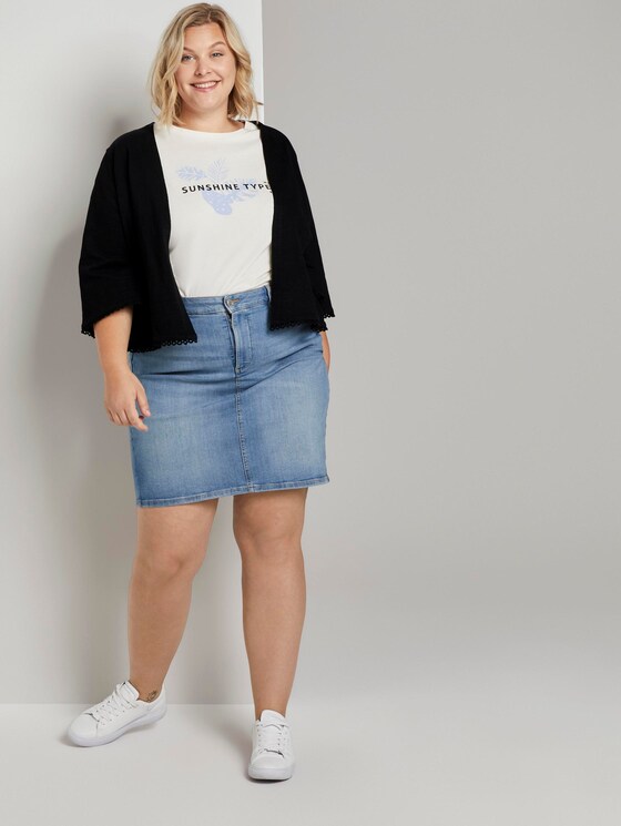 Curvy - Kurzer Cardigan mit Häkel-Details - Frauen - Deep Black Curvy - Kurzer Cardigan mit Häkel-Details - Frauen - Deep Black - 3 - My True Me