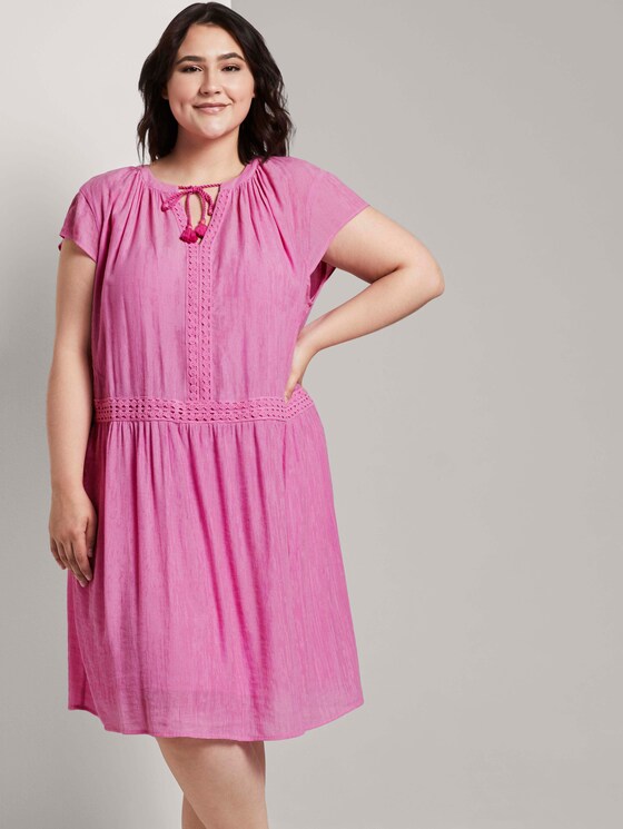 Curvy - Kleid mit dekorativen Häkel-Details - Frauen - dusty orchid Curvy - Kleid mit dekorativen Häkel-Details - Frauen - dusty orchid - 5 - My True Me