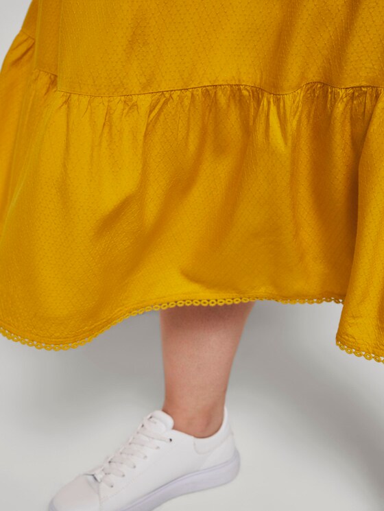 Summer dress with crochet details - Women - deep golden yellow Summer dress with crochet details - Women - deep golden yellow - 10 - My True Me