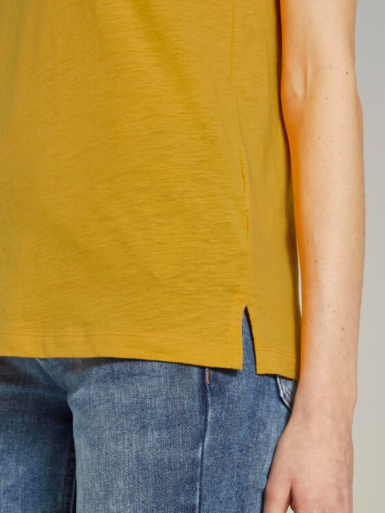 Top mit Brusttasche und Seitenschlitzen - Frauen - deep golden yellow Top mit Brusttasche und Seitenschlitzen - Frauen - deep golden yellow - 10 - TOM TAILOR