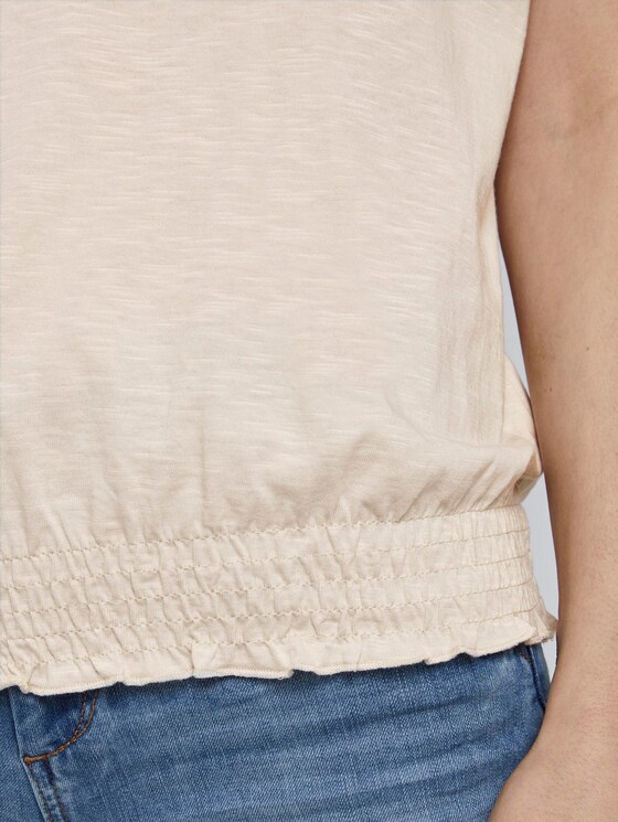 T-shirt with smocking details on the waistband - Women - soft vanilla T-shirt with smocking details on the waistband - Women - soft vanilla - 10 - TOM TAILOR