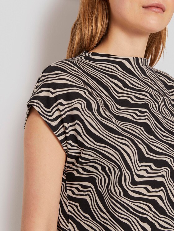 T-Shirt mit Stehkragen - Frauen - black wavy design T-Shirt mit Stehkragen - Frauen - black wavy design - 9 - TOM TAILOR