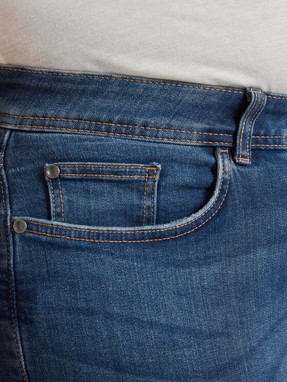 Slim Fit Capri Jeans - Frauen - Used Mid Stone Blue Denim Slim Fit Capri Jeans - Frauen - Used Mid Stone Blue Denim - 10 - My True Me