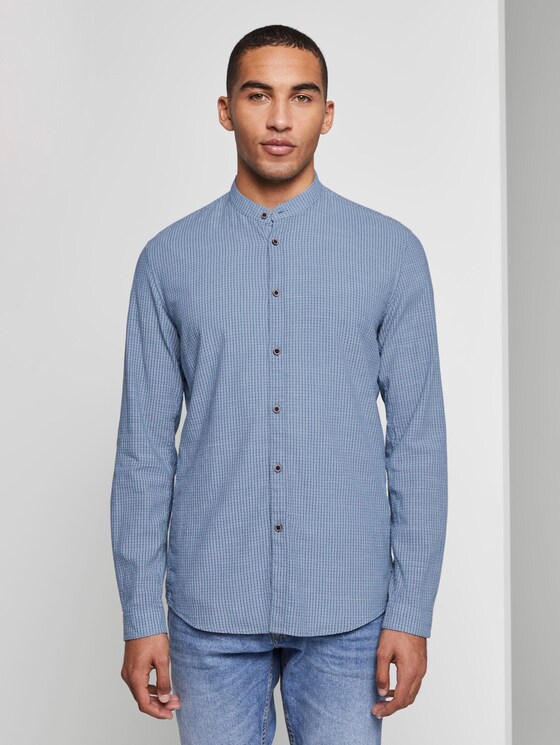 Gemustertes Hemd mit Turn-Ups und Mao-Kragen - Männer - blue small structure print Gemustertes Hemd mit Turn-Ups und Mao-Kragen - Männer - blue small structure print - 1 - TOM TAILOR Denim