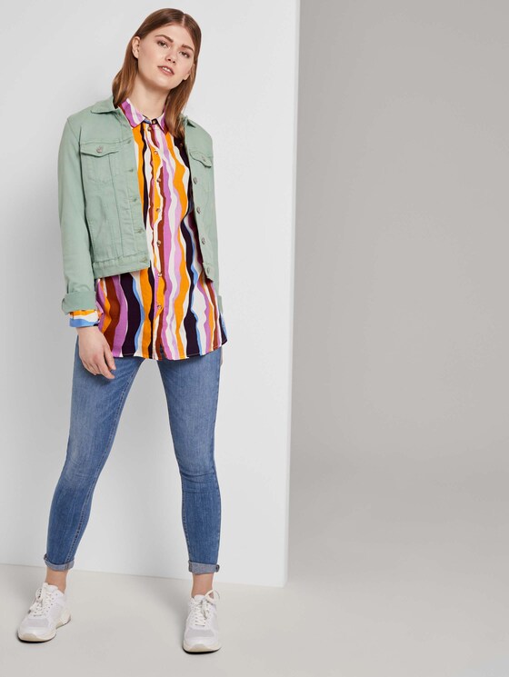 Gemusterte Oversized Bluse - Frauen - wavy multicolor stripes Gemusterte Oversized Bluse - Frauen - wavy multicolor stripes - 3 - TOM TAILOR Denim