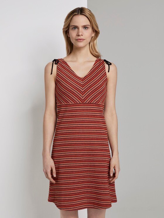 Gemustertes Kleid mit Schulter-Detail - Frauen - red structure Gemustertes Kleid mit Schulter-Detail - Frauen - red structure - 1 - TOM TAILOR