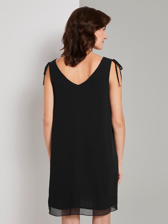 Ärmelloses Chiffon-Kleid mit Schulter-Detail - Frauen - Deep Black Ärmelloses Chiffon-Kleid mit Schulter-Detail - Frauen - Deep Black - 2 - TOM TAILOR