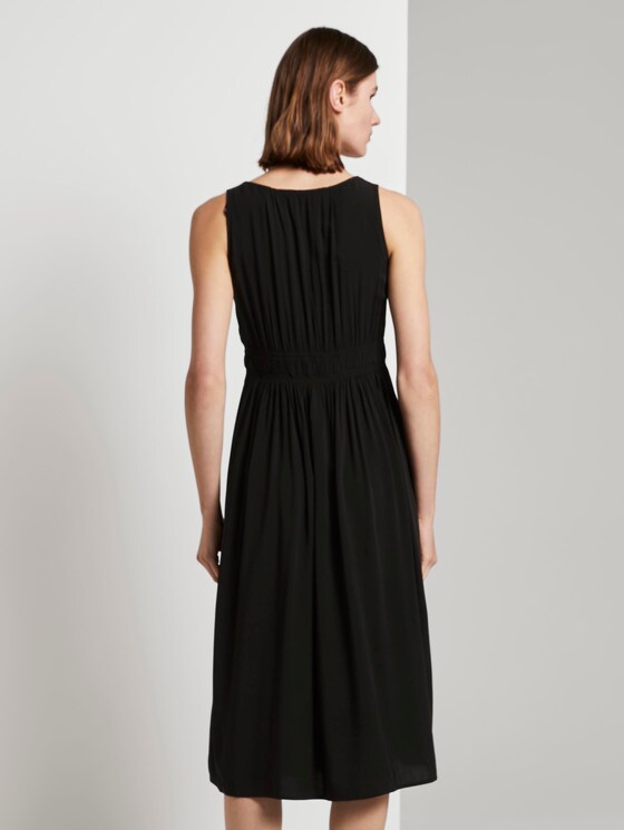 Midikleid mit Smocking-Detail - Frauen - Deep Black Midikleid mit Smocking-Detail - Frauen - Deep Black - 2 - TOM TAILOR