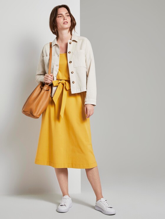 Midi-Kleid mit Carree-Ausschnitt - Frauen - Golden Corn Midi-Kleid mit Carree-Ausschnitt - Frauen - Golden Corn - 3 - Mine to five