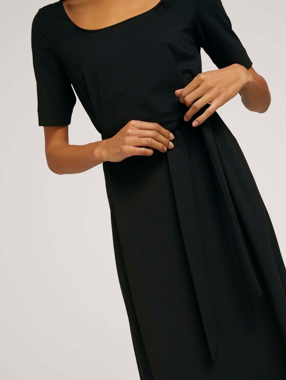 Midi Jurk met Carree-Hals - Vrouwen - Deep Black Midi Jurk met Carree-Hals - Vrouwen - Deep Black - 10 - Mine to five