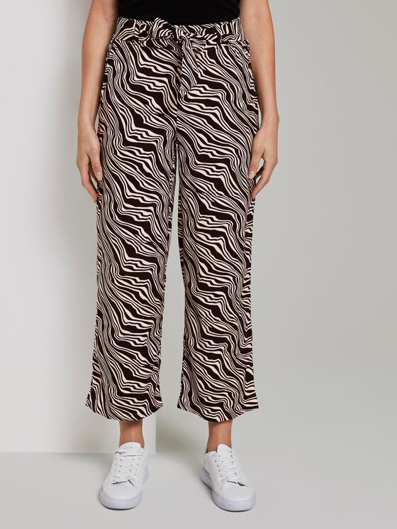 Fließende Culotte mit Bindegürtel - Frauen - black wavy design Fließende Culotte mit Bindegürtel - Frauen - black wavy design - 1 - TOM TAILOR