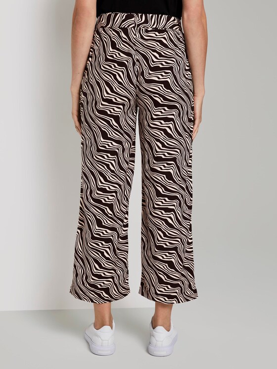 Fließende Culotte mit Bindegürtel - Frauen - black wavy design Fließende Culotte mit Bindegürtel - Frauen - black wavy design - 2 - TOM TAILOR