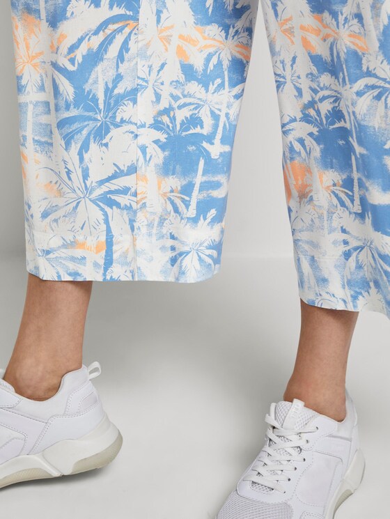 Flowing culotte trousers with a palm print - Women - blue coral palmtree print Flowing culotte trousers with a palm print - Women - blue coral palmtree print - 10 - TOM TAILOR Denim