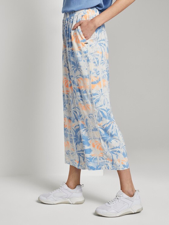 Flowing culotte trousers with a palm print - Women - blue coral palmtree print Flowing culotte trousers with a palm print - Women - blue coral palmtree print - 11 - TOM TAILOR Denim