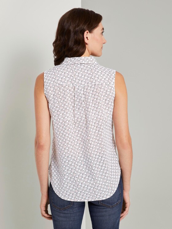 Ärmellose Henley-Bluse mit Seitenschlitzen - Frauen - white geometric design Ärmellose Henley-Bluse mit Seitenschlitzen - Frauen - white geometric design - 2 - TOM TAILOR