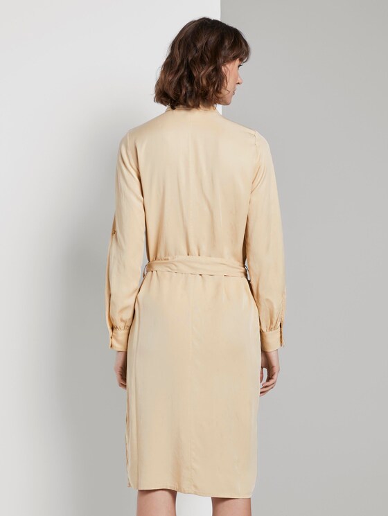 Kleid mit Bindegürtel - Frauen - cream toffee Kleid mit Bindegürtel - Frauen - cream toffee - 2 - TOM TAILOR