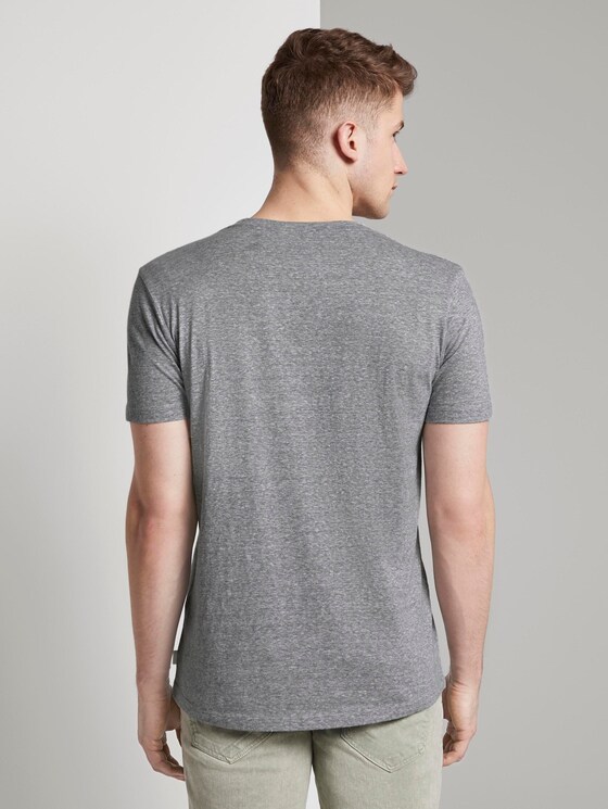 Basic T-Shirt mit Streifenstruktur - Männer - Dark Blue Stripe Basic T-Shirt mit Streifenstruktur - Männer - Dark Blue Stripe - 2 - TOM TAILOR Denim