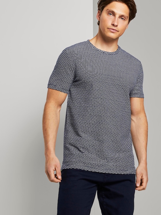 Strukturiertes T-Shirt mit Seitenschlitzen - Männer - navy jacquard block stripe Strukturiertes T-Shirt mit Seitenschlitzen - Männer - navy jacquard block stripe - 5 - TOM TAILOR Denim