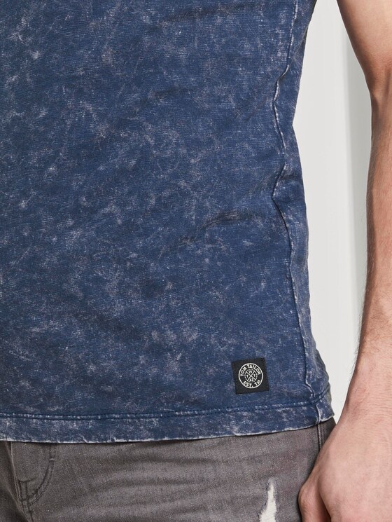 T-shirt in a washed look - Men - after dark blue T-shirt in a washed look - Men - after dark blue - 10 - TOM TAILOR