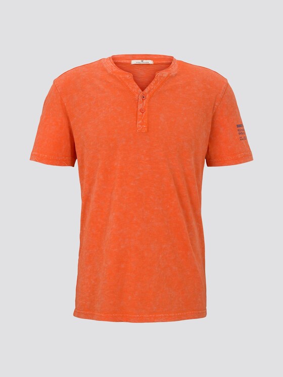 Henley T-Shirt in a washed look - Men - true orange Henley T-Shirt in a washed look - Men - true orange - 7 - TOM TAILOR