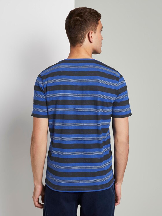 Striped T-shirt - Men - violet blue bold watery stripe Striped T-shirt - Men - violet blue bold watery stripe - 2 - TOM TAILOR