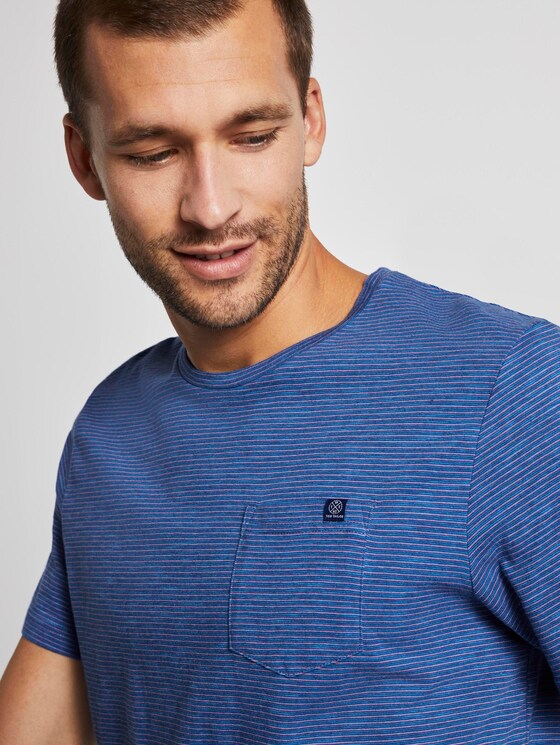 Striped T-shirt - Men - shiny royal blue stripe Striped T-shirt - Men - shiny royal blue stripe - 9 - TOM TAILOR