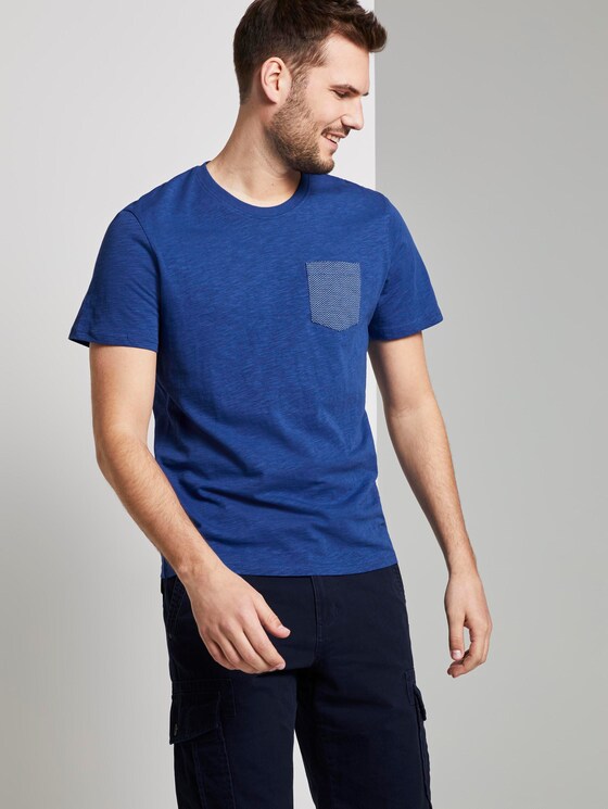T-Shirt mit Tasche auf der Brust - Männer - Shiny Royal T-Shirt mit Tasche auf der Brust - Männer - Shiny Royal - 5 - TOM TAILOR