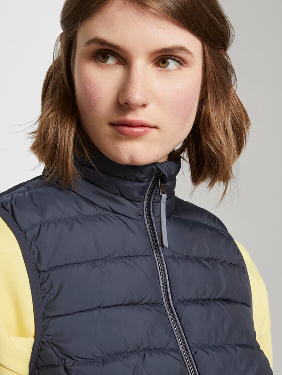 Lightweight quilted vest with a stand-up collar - Women - Sky Captain Blue Lightweight quilted vest with a stand-up collar - Women - Sky Captain Blue - 9 - TOM TAILOR