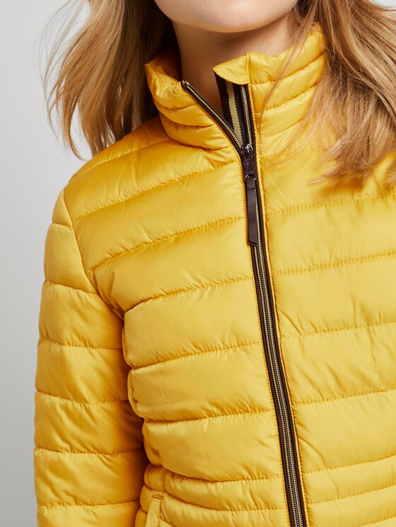 Leichte Steppjacke mit Stehkragen - Frauen - california sand yellow Leichte Steppjacke mit Stehkragen - Frauen - california sand yellow - 9 - TOM TAILOR