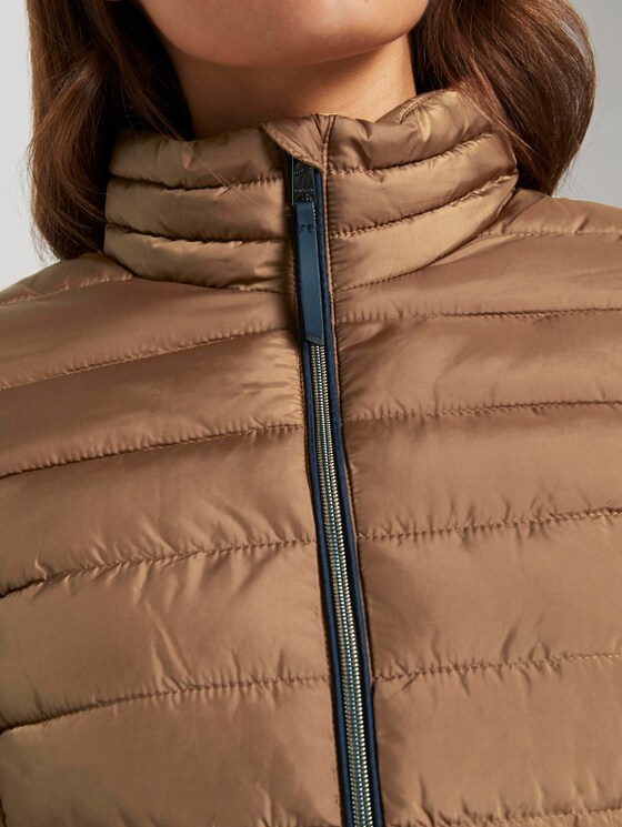 Lightweight quilted jacket with a stand-up collar - Women - light chestnut Lightweight quilted jacket with a stand-up collar - Women - light chestnut - 10 - TOM TAILOR