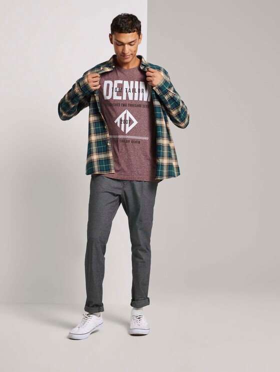 T-Shirt mit Logo Print - Männer - Decadent Bordeaux Non-Solid T-Shirt mit Logo Print - Männer - Decadent Bordeaux Non-Solid - 3 - TOM TAILOR Denim
