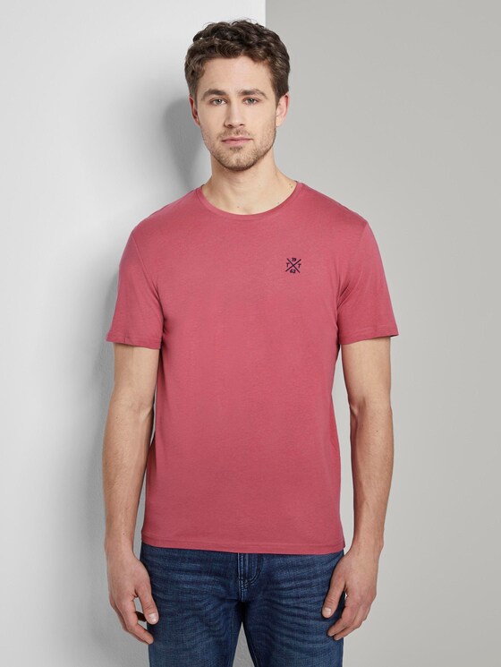 Basic T-Shirt mit Logo-Stickerei - Männer - wine rose pink Basic T-Shirt mit Logo-Stickerei - Männer - wine rose pink - 1 - TOM TAILOR
