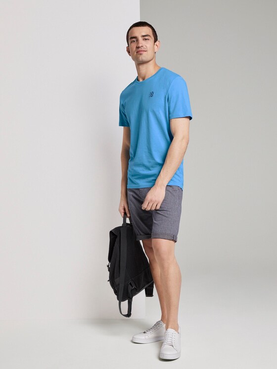Basic T-Shirt mit Logo-Stickerei - Männer - soft cloud blue Basic T-Shirt mit Logo-Stickerei - Männer - soft cloud blue - 3 - TOM TAILOR