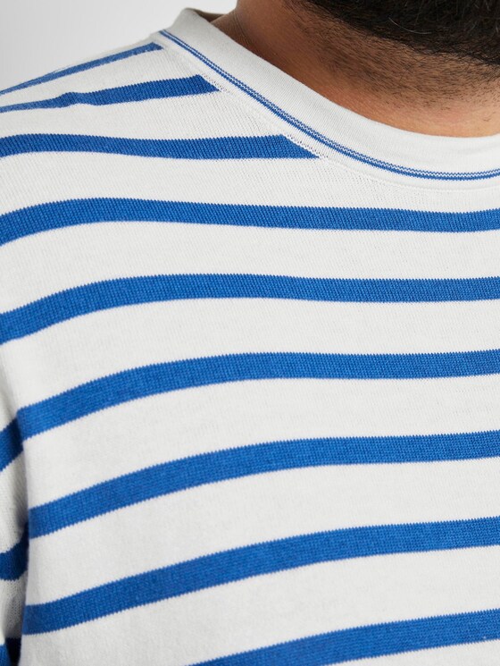 Striped knitted sweater - Men - white victory blue stripe Striped knitted sweater - Men - white victory blue stripe - 9 - Men Plus
