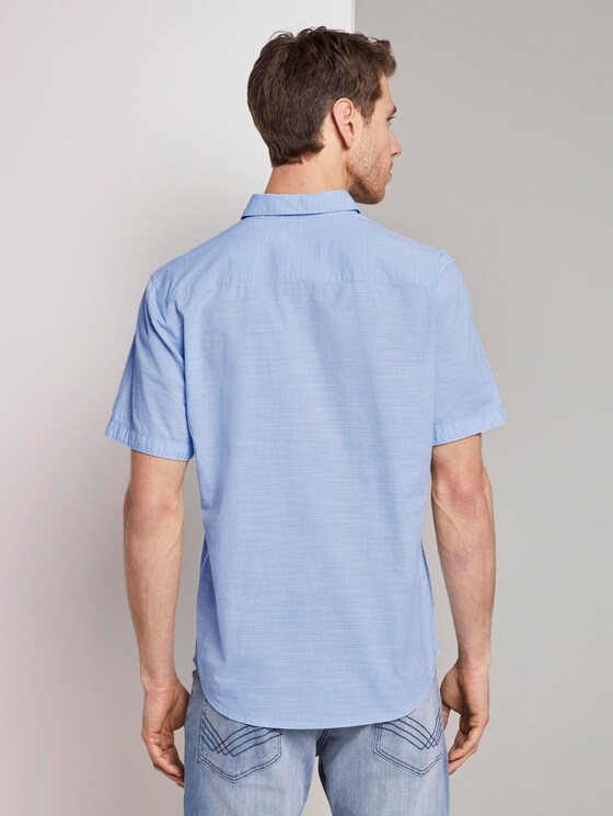 Fein strukturiertes Kurzarmhemd mit Haifischkragen - Männer - light blue white structure Fein strukturiertes Kurzarmhemd mit Haifischkragen - Männer - light blue white structure - 2 - TOM TAILOR