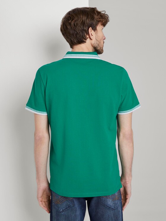 Poloshirt mit Kontrastblende - Männer - rich meadow green Poloshirt mit Kontrastblende - Männer - rich meadow green - 2 - TOM TAILOR