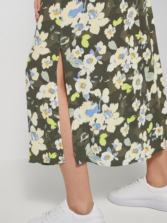 Flowing maxi skirt with a floral print - Women - khaki floral design Flowing maxi skirt with a floral print - Women - khaki floral design - 9 - TOM TAILOR