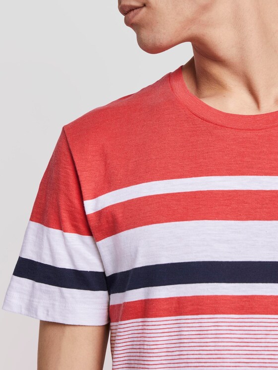 Gestreiftes T-Shirt - Männer - Plain Red Gestreiftes T-Shirt - Männer - Plain Red - 9 - TOM TAILOR Denim