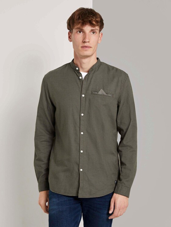 Gemustertes Hemd mit kurzem Stehkragen - Männer - olive mini jaquard pattern Gemustertes Hemd mit kurzem Stehkragen - Männer - olive mini jaquard pattern - 1 - TOM TAILOR Denim