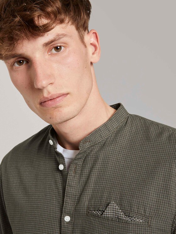 Gemustertes Hemd mit kurzem Stehkragen - Männer - olive mini jaquard pattern Gemustertes Hemd mit kurzem Stehkragen - Männer - olive mini jaquard pattern - 10 - TOM TAILOR Denim