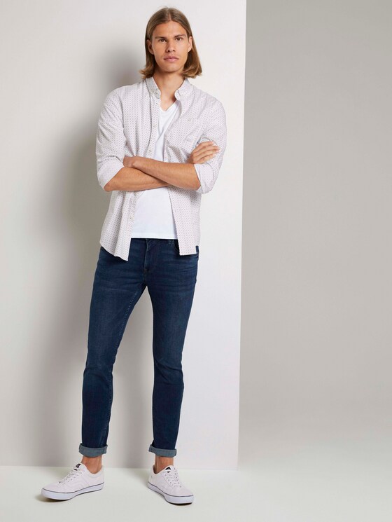 Gemustertes Hemd mit Stretch-Anteil - Männer - white twisted element print Gemustertes Hemd mit Stretch-Anteil - Männer - white twisted element print - 3 - TOM TAILOR Denim