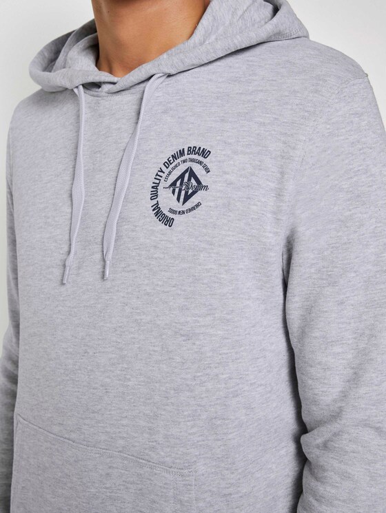 Hoodie mit Print - Männer - Light Stone Grey Melange Hoodie mit Print - Männer - Light Stone Grey Melange - 9 - TOM TAILOR Denim