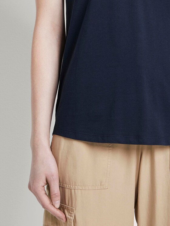 Basic T-shirt met print op de borst - Vrouwen - Real Navy Blue Basic T-shirt met print op de borst - Vrouwen - Real Navy Blue - 10 - TOM TAILOR Denim