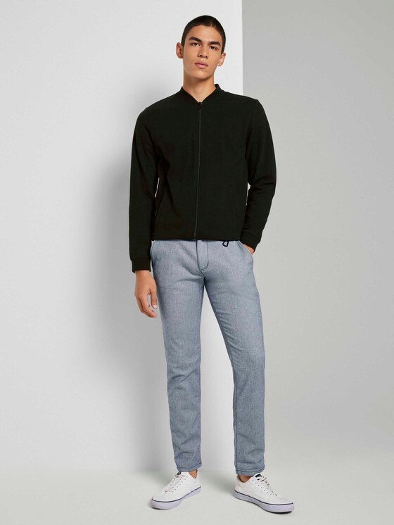 Strukturierte Chinohose mit Gürtel - Männer - navy white dobby yarn dye Strukturierte Chinohose mit Gürtel - Männer - navy white dobby yarn dye - 3 - TOM TAILOR Denim