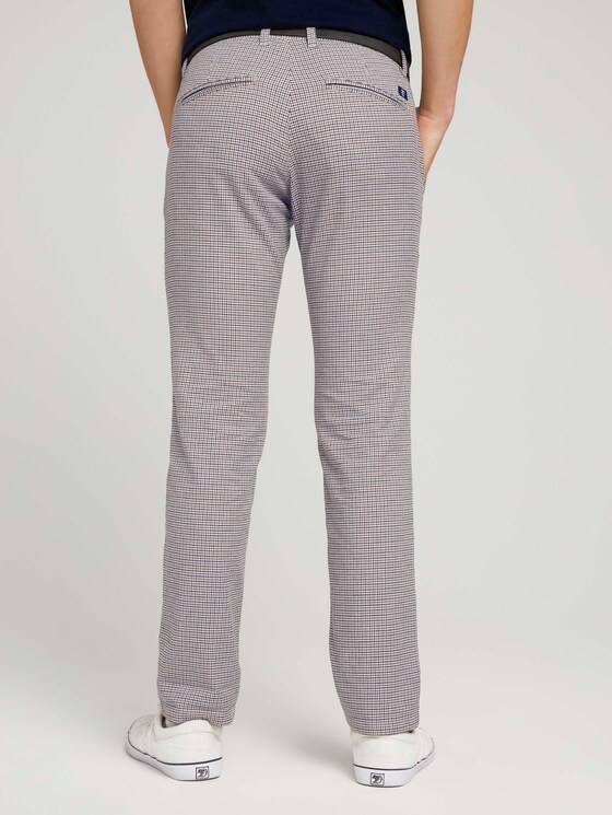 Strukturierte Chinohose mit Gürtel - Männer - beige navy brown houndstooth Strukturierte Chinohose mit Gürtel - Männer - beige navy brown houndstooth - 2 - TOM TAILOR Denim