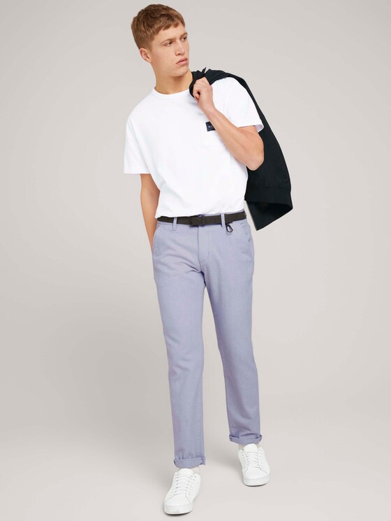 Strukturierte Chinohose mit Gürtel - Männer - grey white dobby Strukturierte Chinohose mit Gürtel - Männer - grey white dobby - 3 - TOM TAILOR Denim