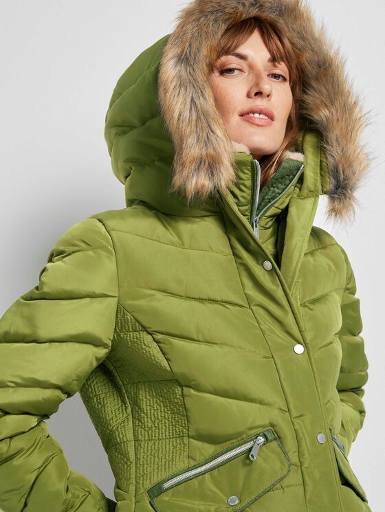 Pufferjacke mit Kunstfell-Kapuze - Frauen - wood green Pufferjacke mit Kunstfell-Kapuze - Frauen - wood green - 9 - TOM TAILOR